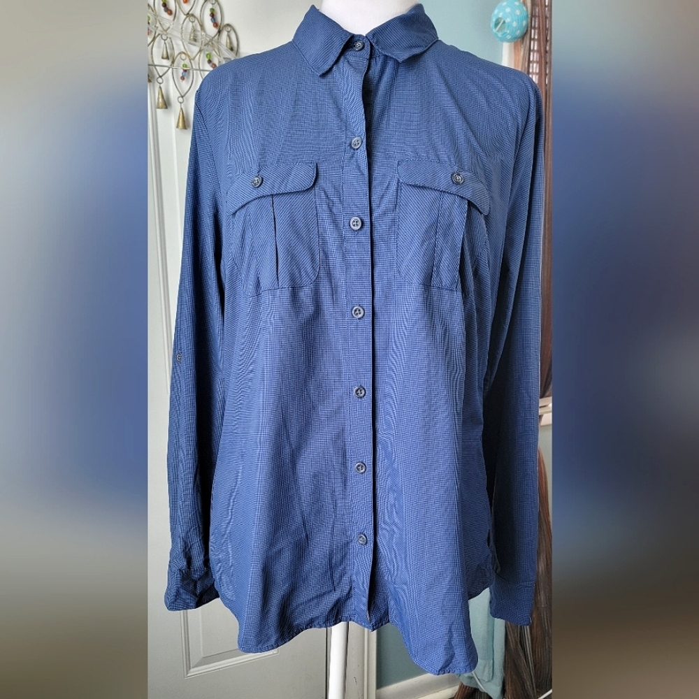 Eddie Bauer Button-Up Shirt Women's M Blue & Black Checkered Long Roll Tab Sleev